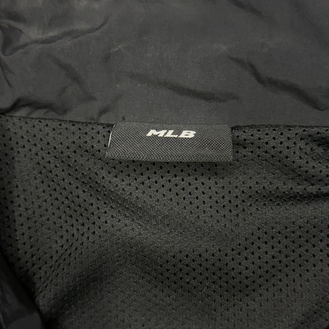 [S] MLB 블랙 반집업 아노락 상품이미지4