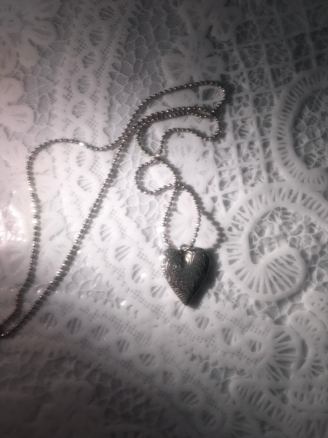 Viburnum shop 오리엔탈 아이롱 하트 실버 목걸이 상품이미지1