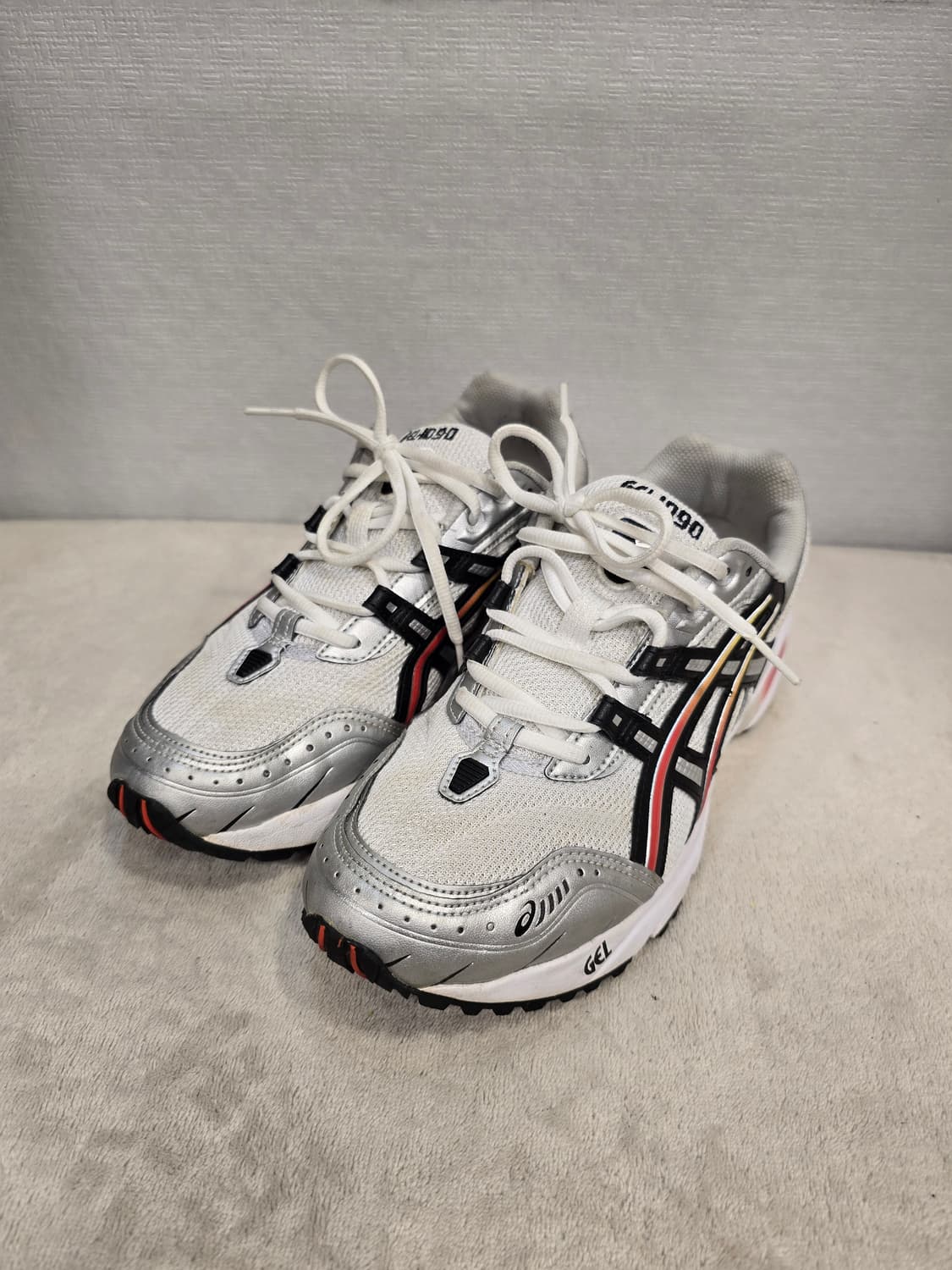 아식스 GEL-1090 화이트 실버 운동화 270 상품이미지1