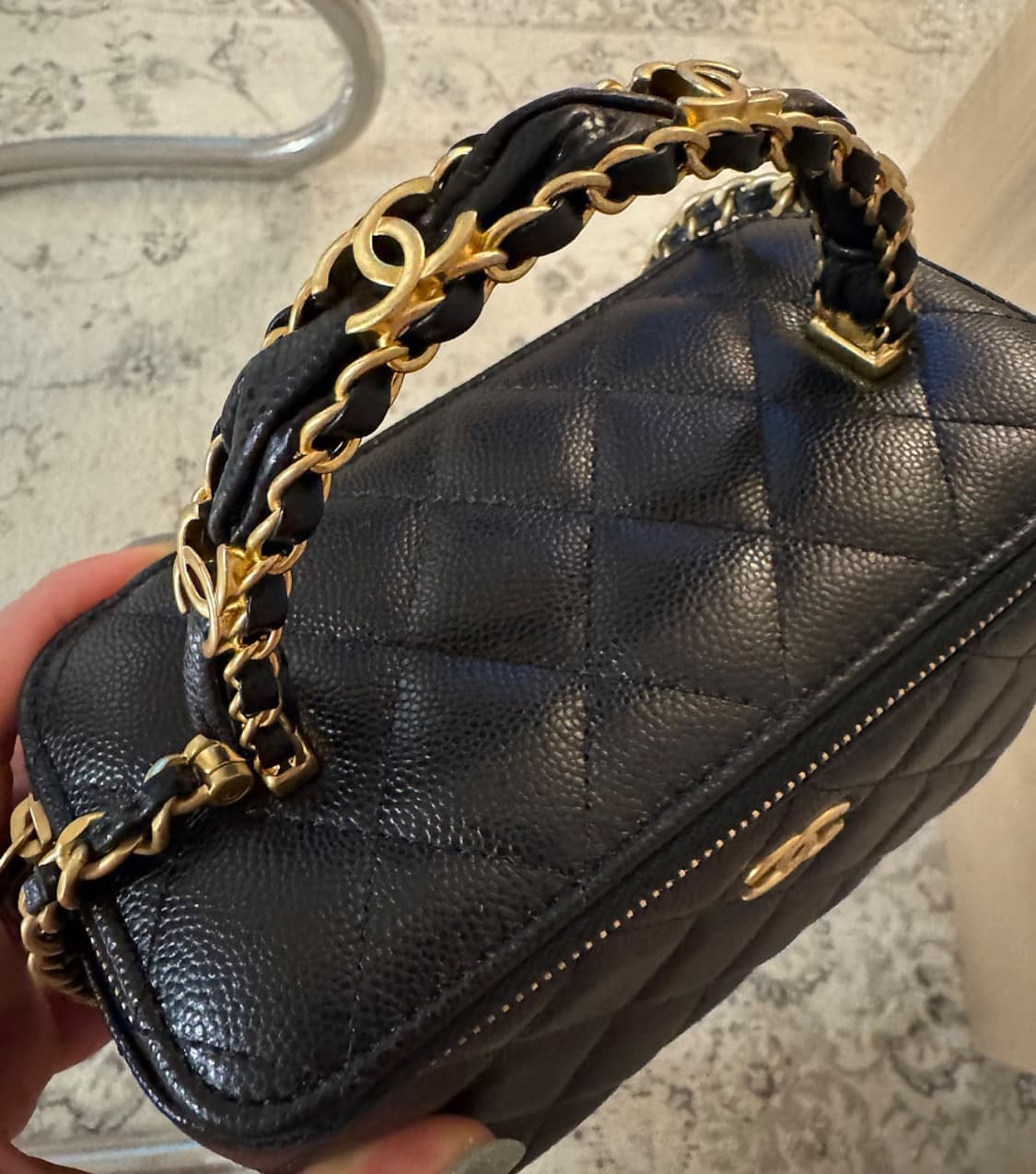 샤넬 코스메틱 베니티 탑핸들 상품이미지4