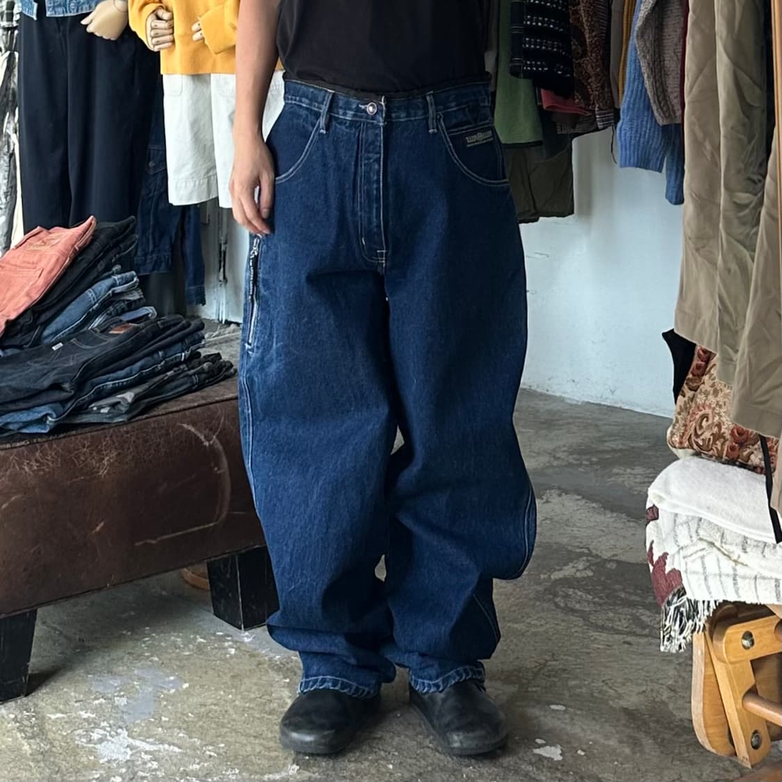 (착용컷) PELLE PELLE 올드스쿨 데님 팬츠 (남성용 36) 상품이미지3