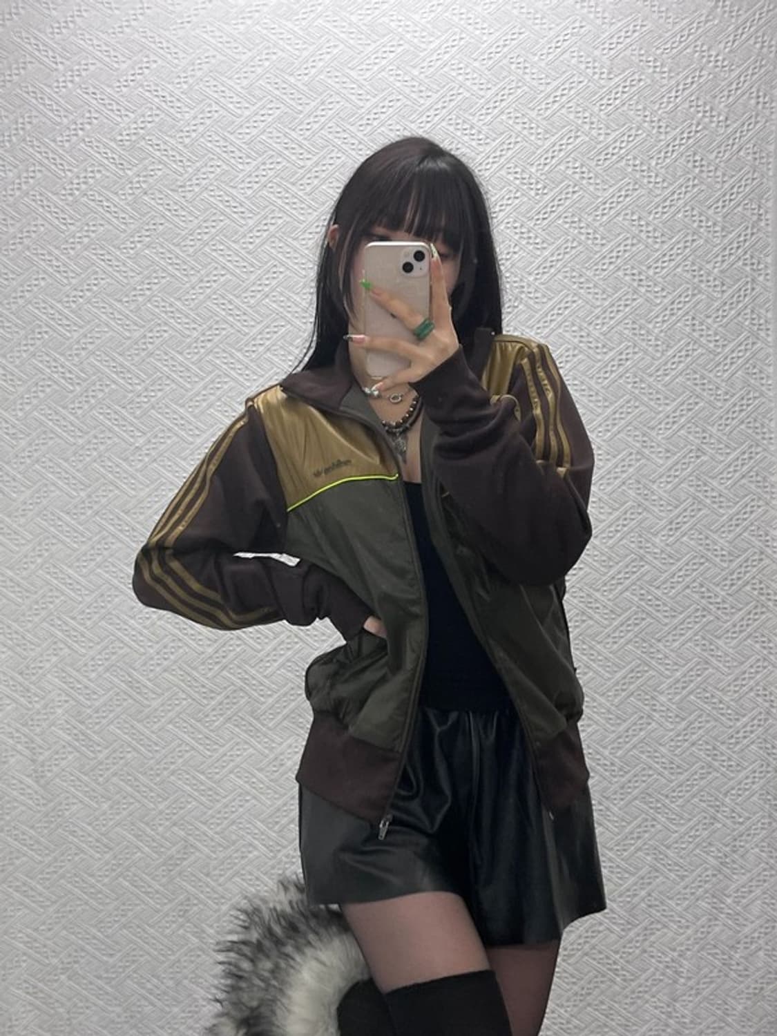 아디다스 Y2K 올드스쿨 팹믹스 카키초코 바람막이 자켓 95 C09332 상품이미지1