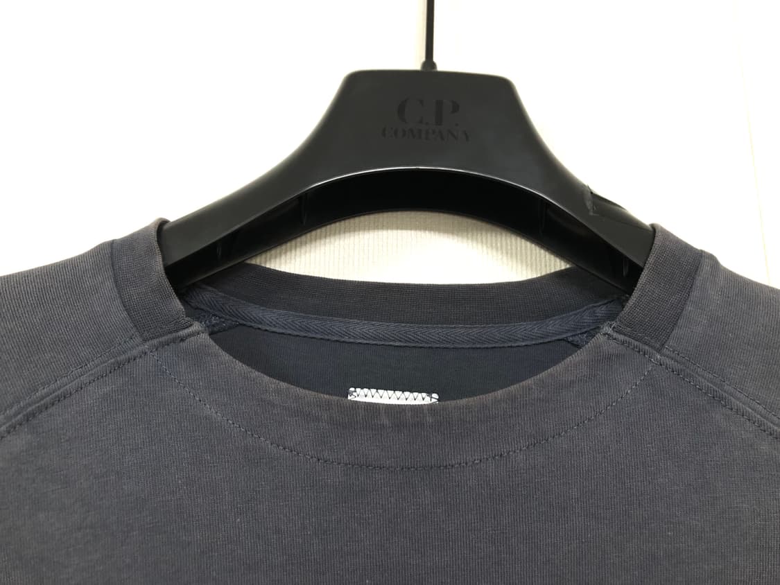 (정품) CP컴퍼니 씨피컴퍼니 렌즈 롱슬리브 긴팔티 95 _ 차콜 상품이미지3