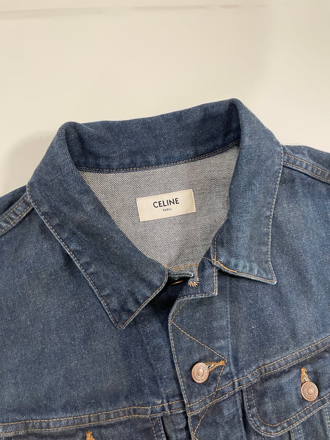 셀린느 데님 트러커 자켓 M 새상품 판매 상품이미지4