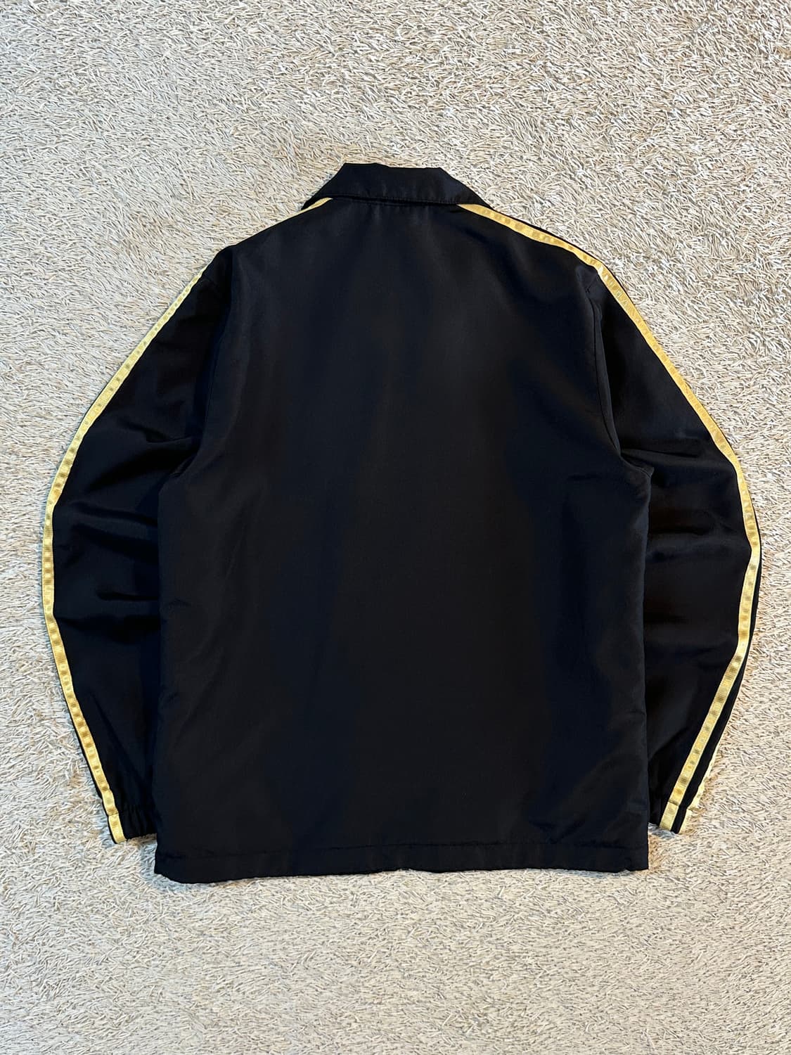 아디다스 ADIDAS 삼각로고 사이드라인 검골 바람막이 자켓 상품이미지3