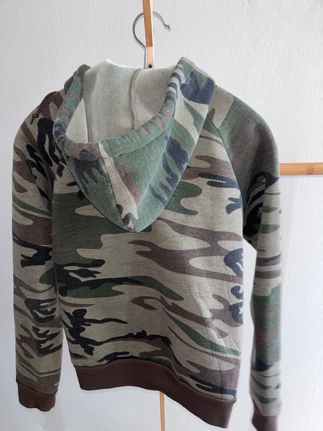 칼하트 카모 후드집업 상품이미지2