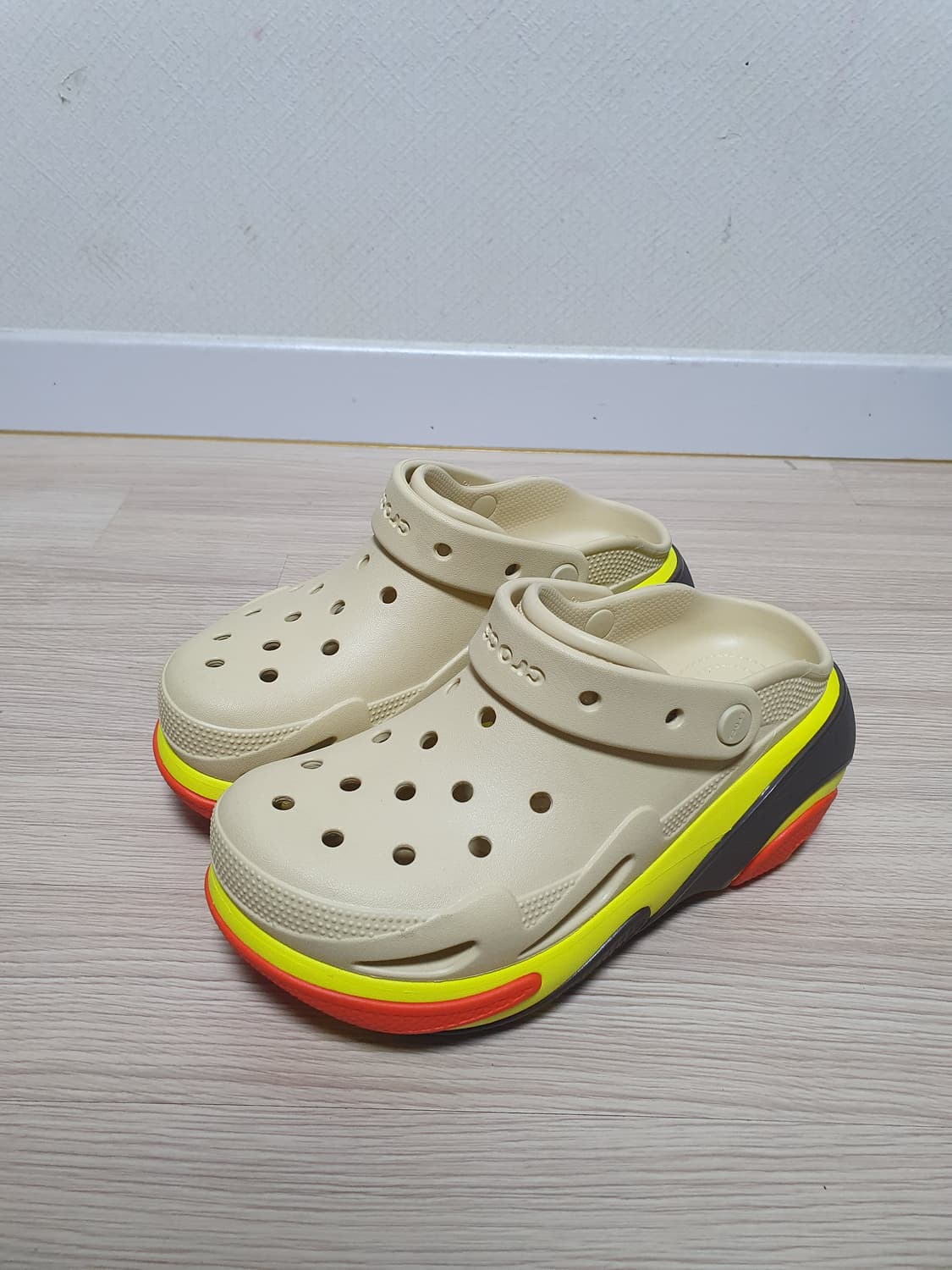 크록스 버블 크러쉬 클로그 260 상품이미지4