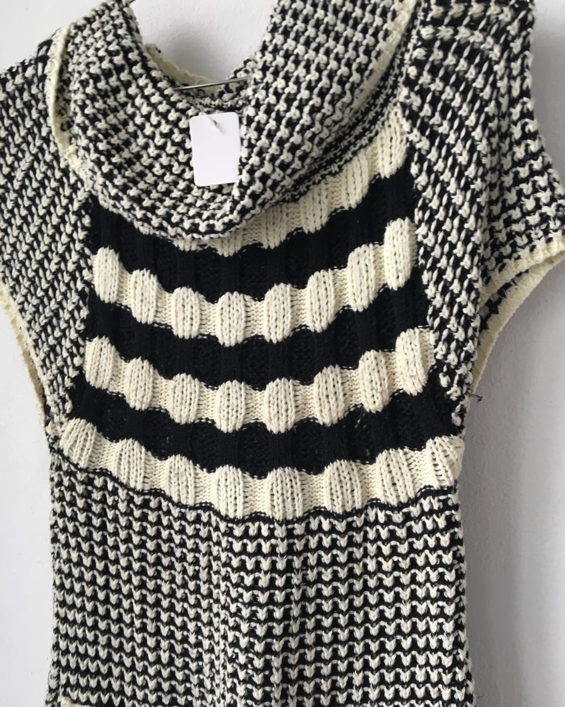 Pattern point high neck knit onepiece 상품이미지3