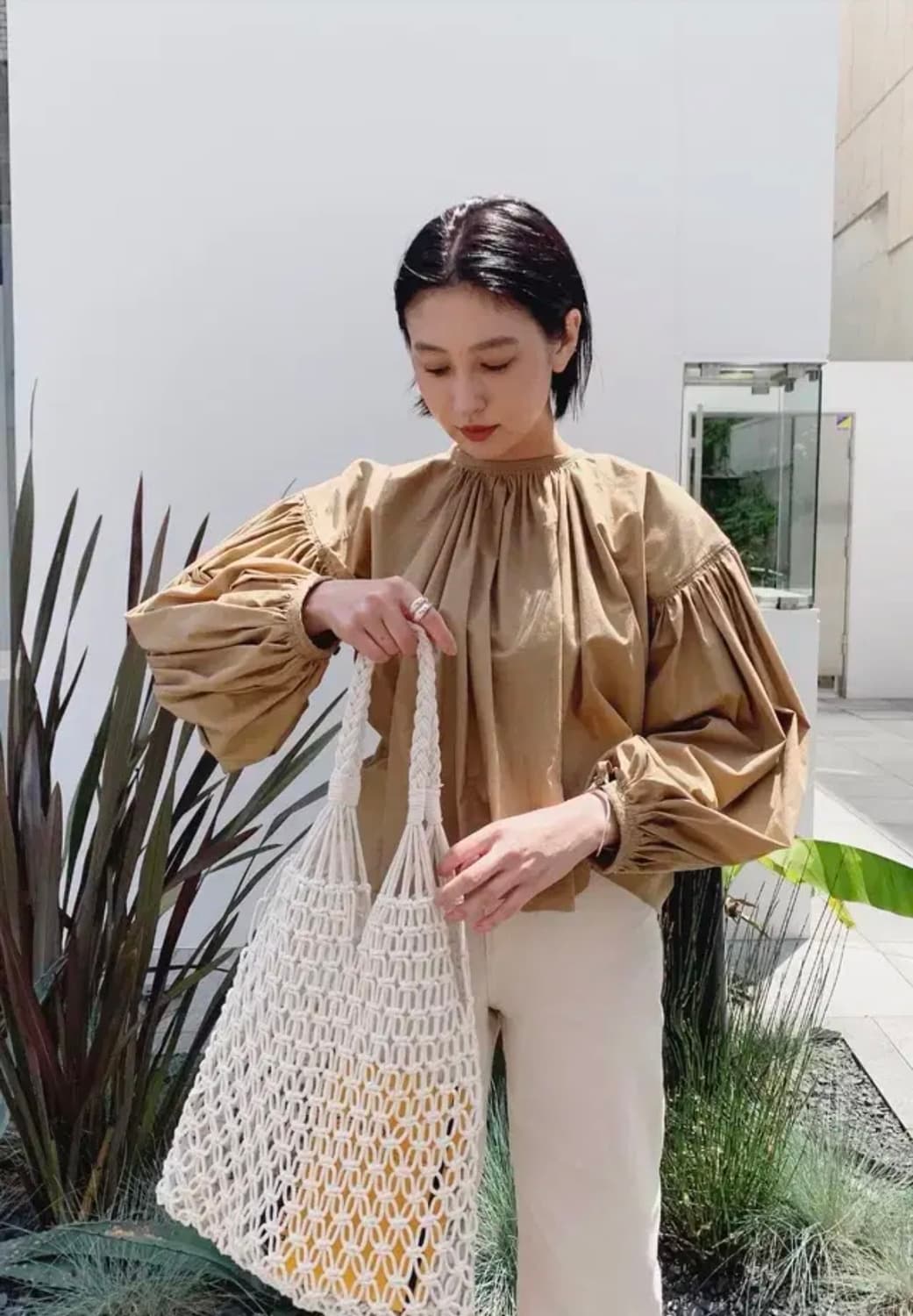 클라네 볼륨블라우스 clane volume blouse 클레인블라우스 상품이미지1