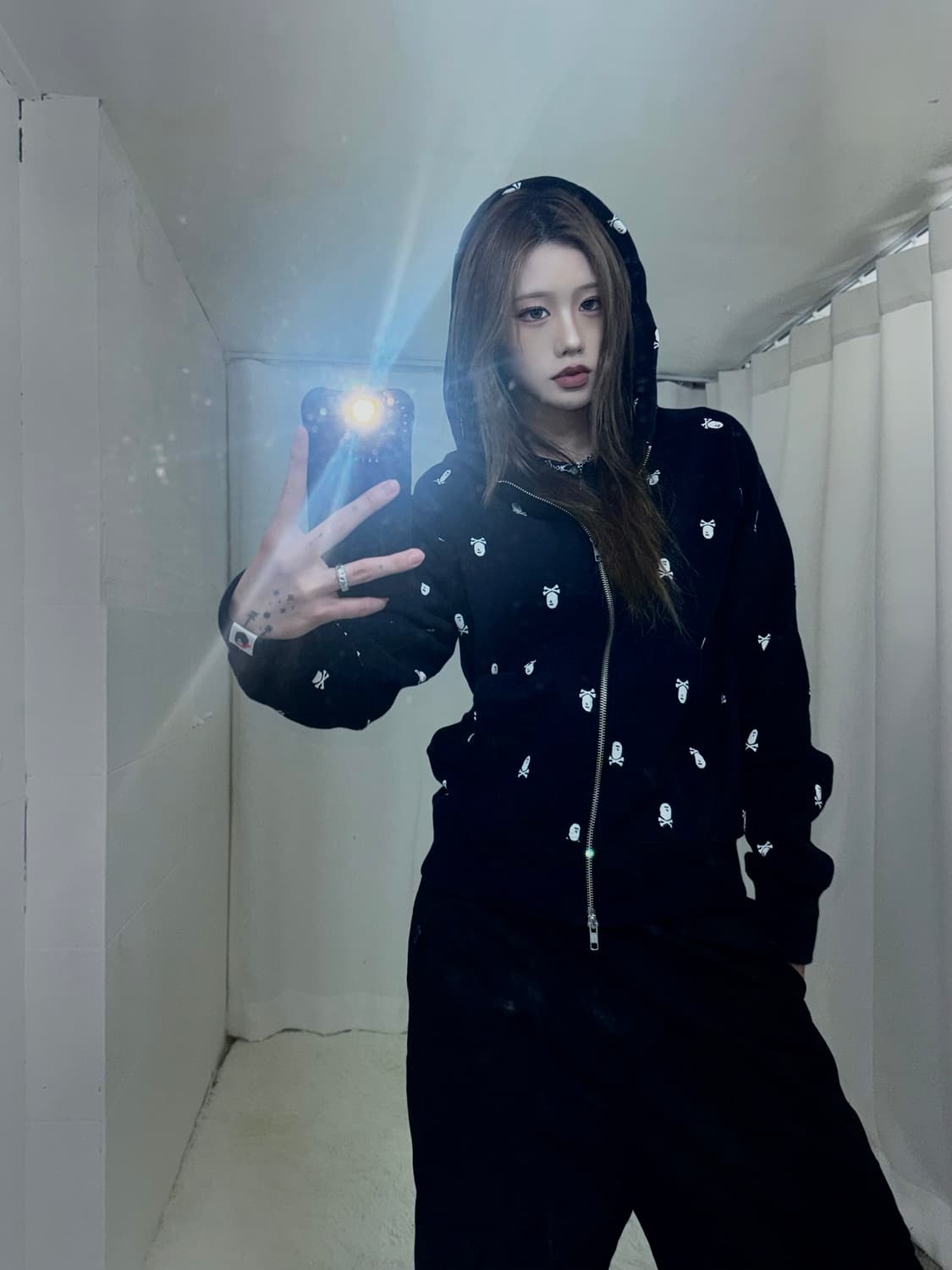 베이프 패턴 로고 후드집업 상품이미지2