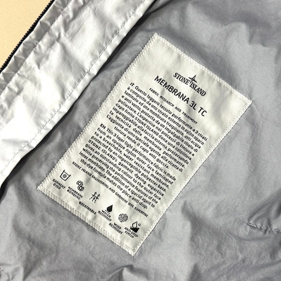 [M/당일출고]스톤아일랜드 멤브라나 3L TC 바람막이 상품이미지8