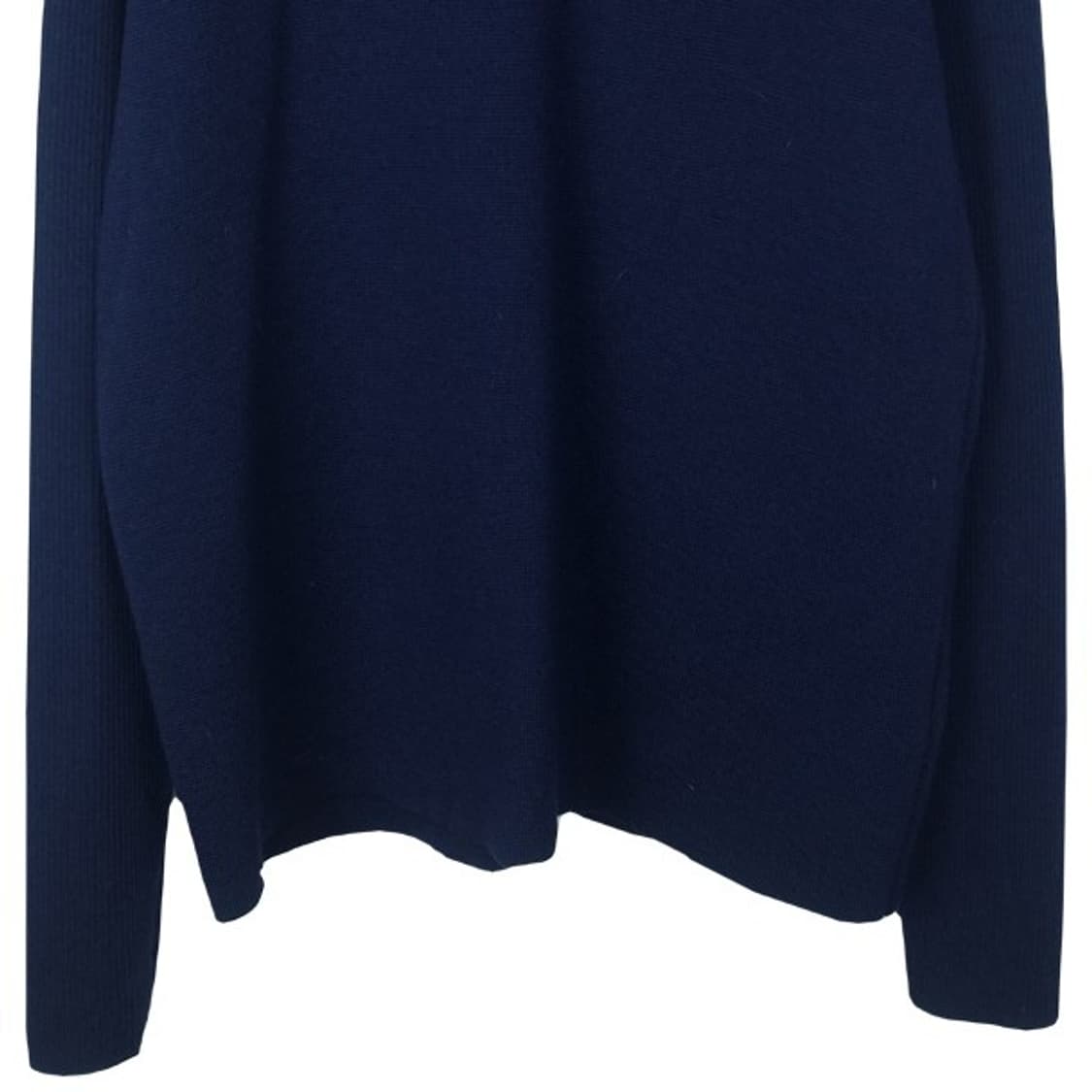 [앤아더스토리즈] 숄더 버튼 니트 네이비 M18353 상품이미지5