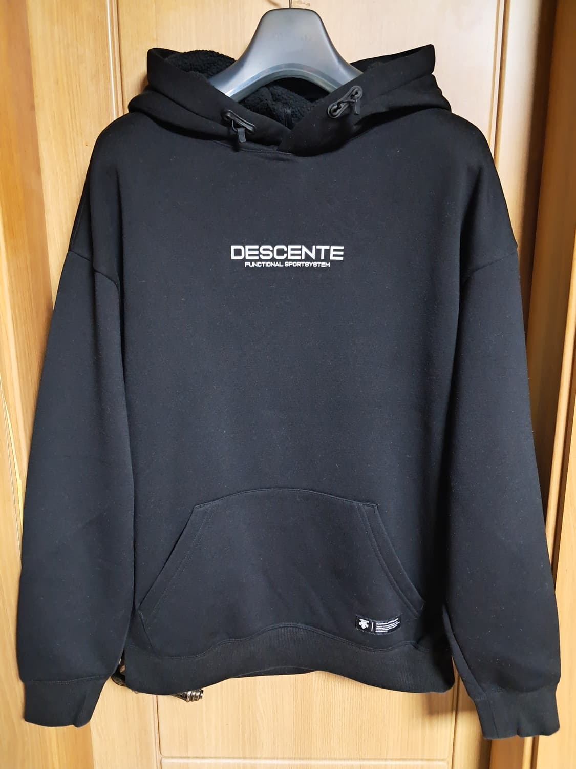 데상트 기모 후드티 남성M 상품이미지2