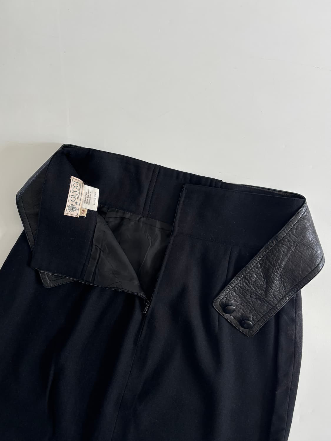 Gucci 구찌 블랙 가죽 미니 스커트 상품이미지7