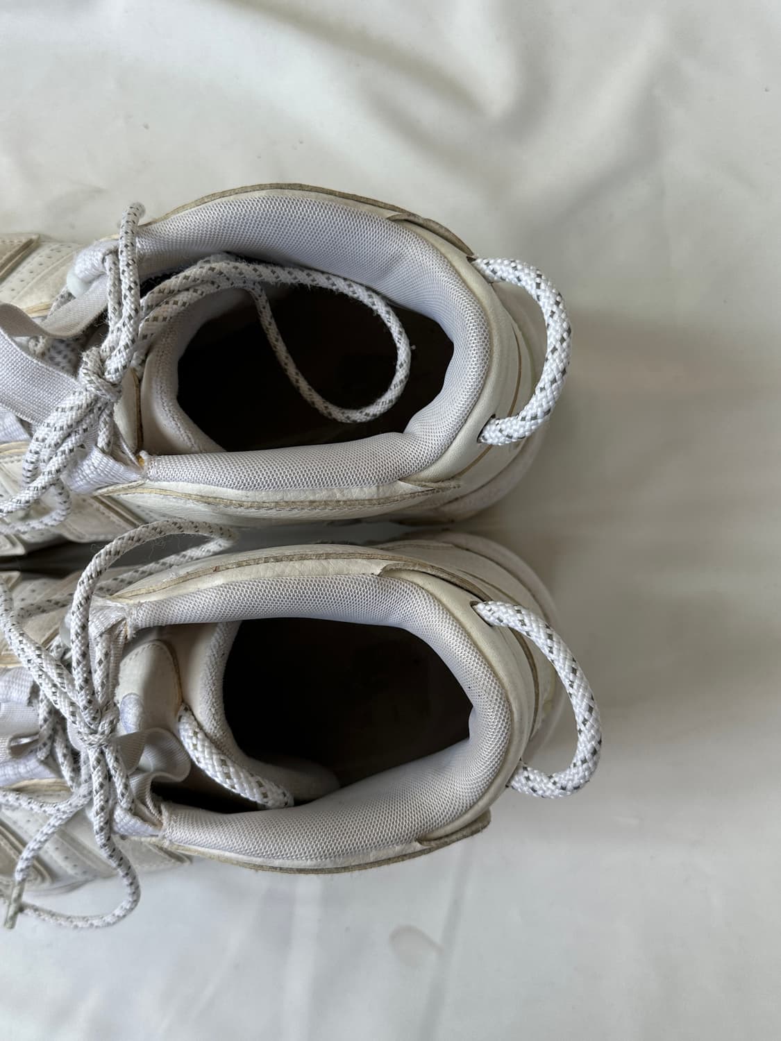 Nike 에어 모어 업템포 96 트리플 화이트 상품이미지8