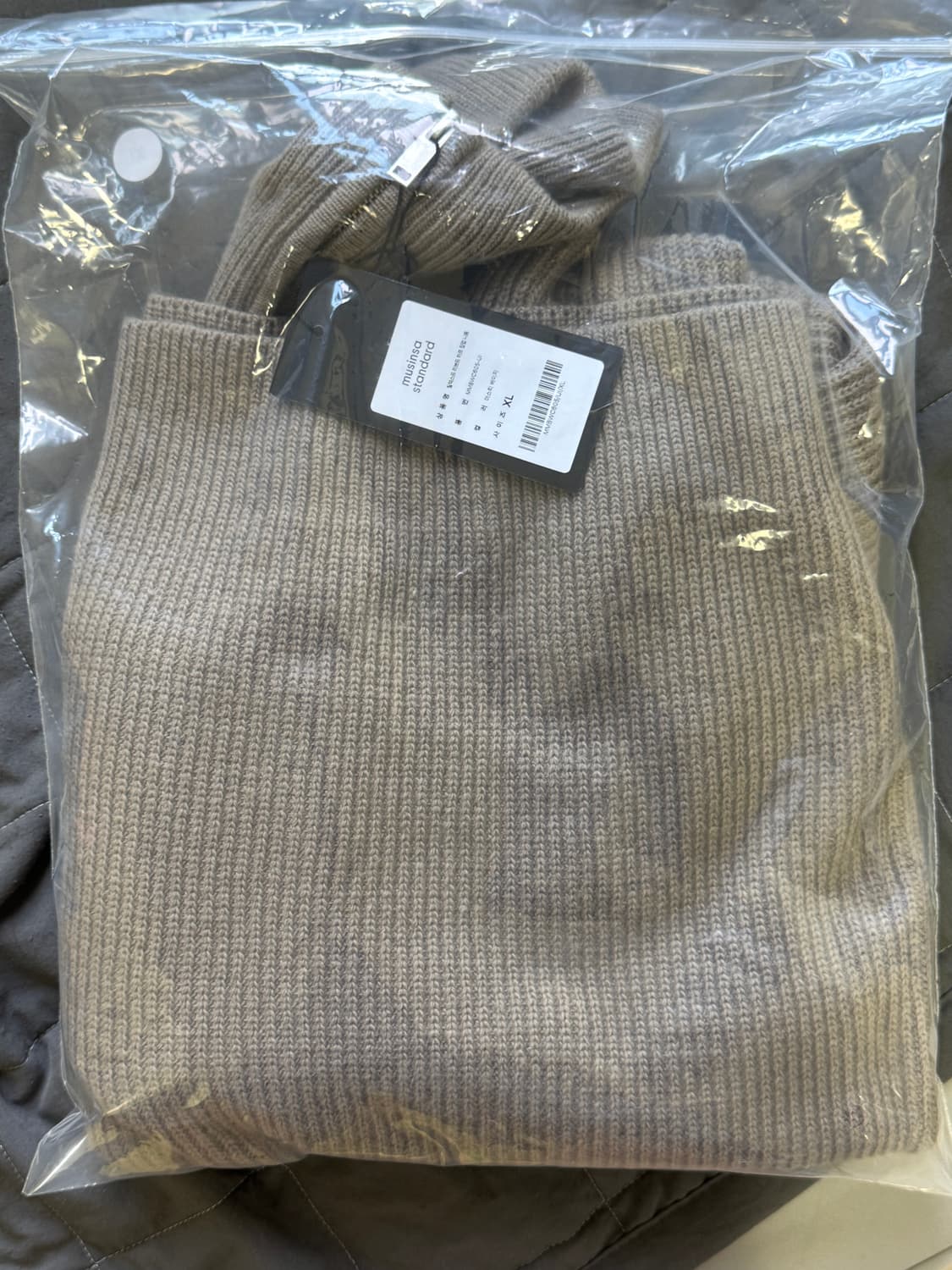 [XL, 새상품] 무탠다드 하프 집업 상품이미지2
