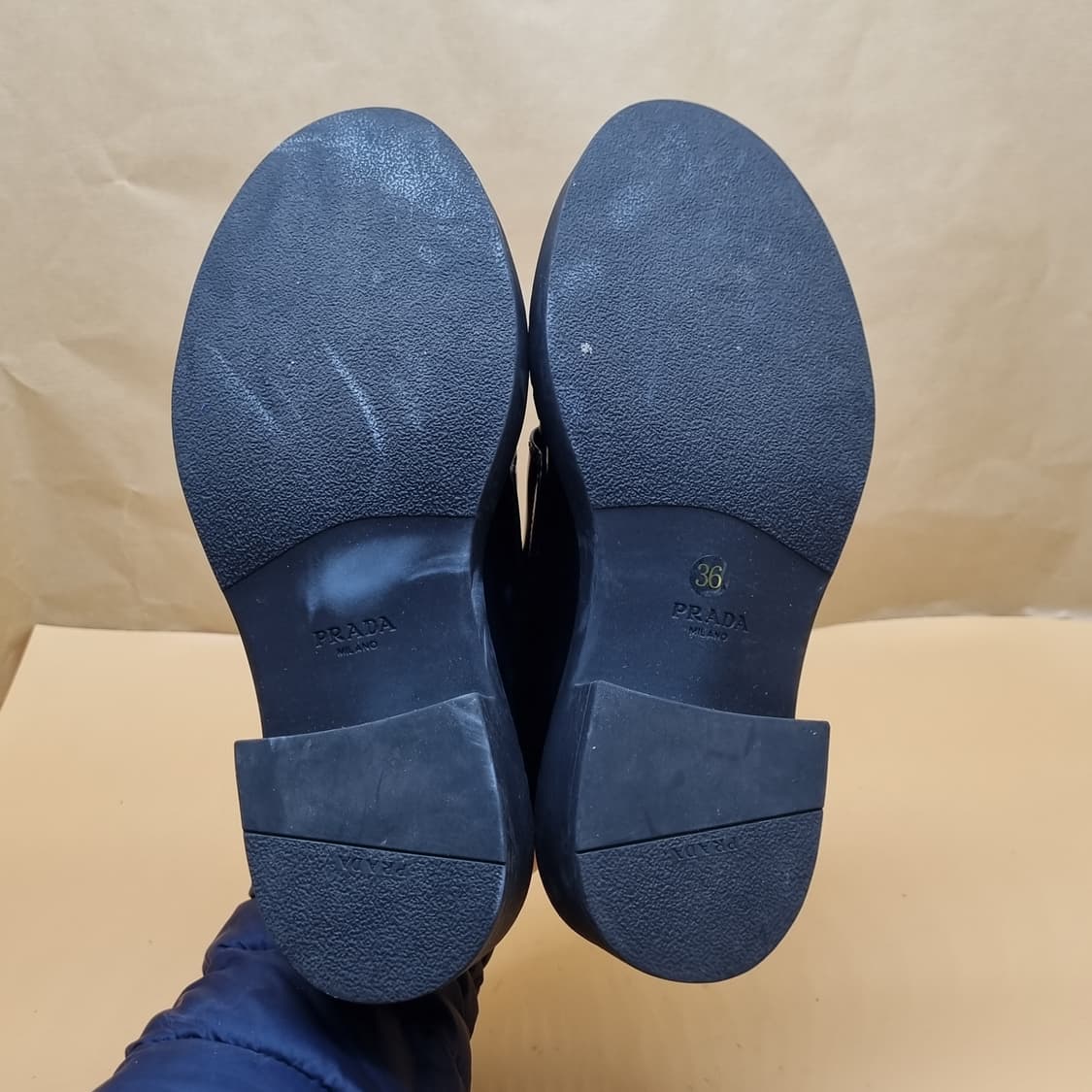 프라닥 브러시드 여성로퍼36 225 굽5 상품이미지3