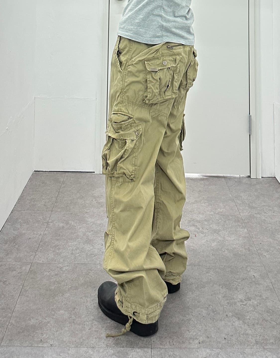 3QR multi pocket monkey pants 상품이미지1