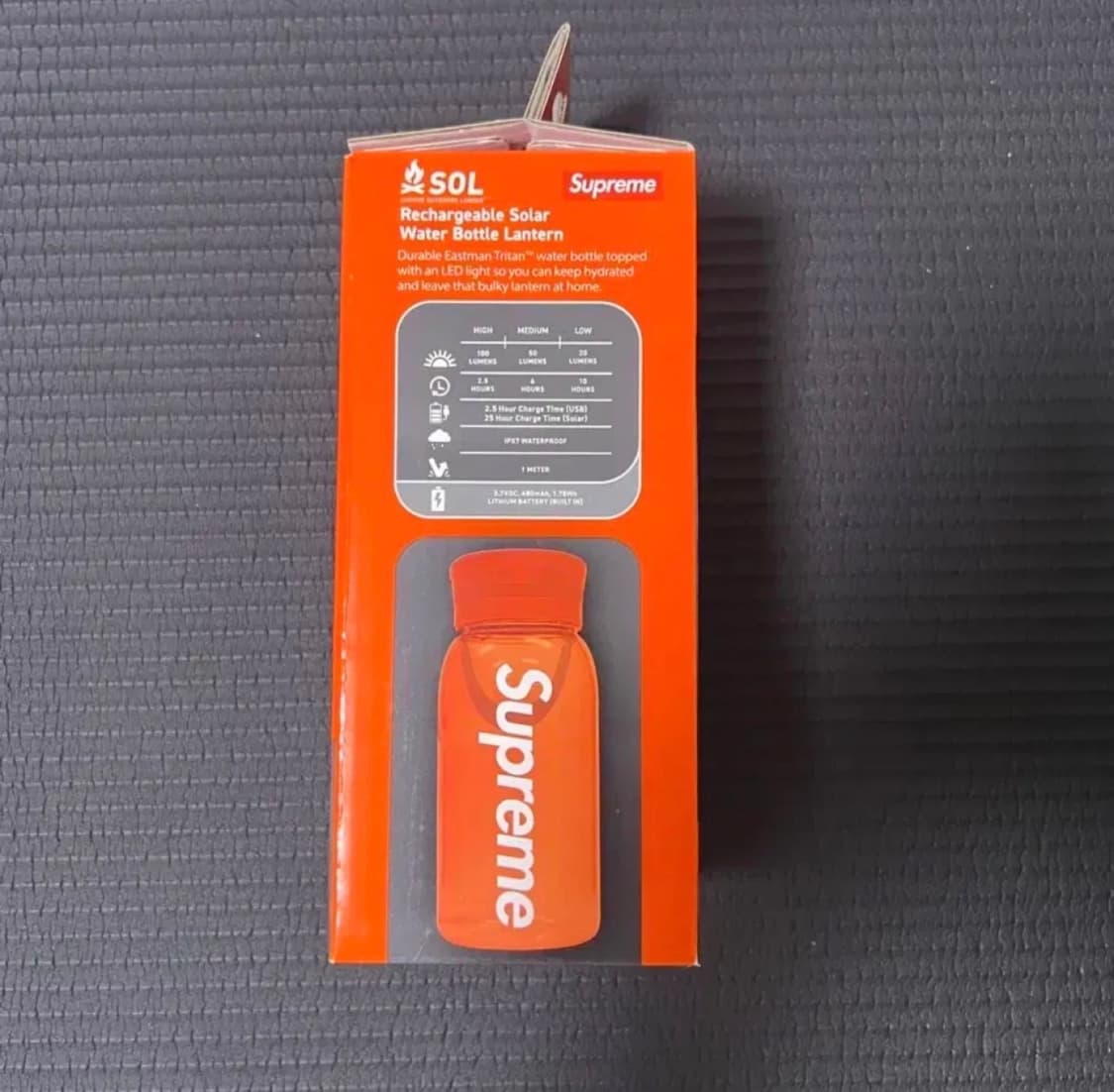 슈프림 SOL 워터 보틀 랜턴 상품이미지3
