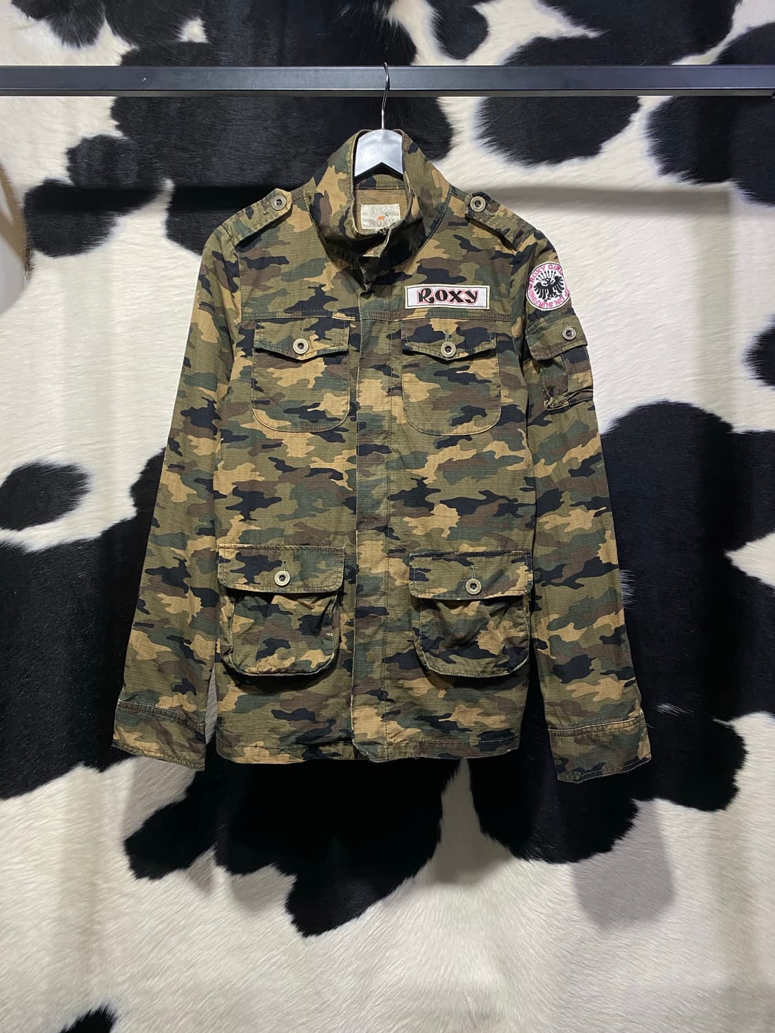 Roxy 패치 디테일 밀리터리 견장 자켓 상품이미지2