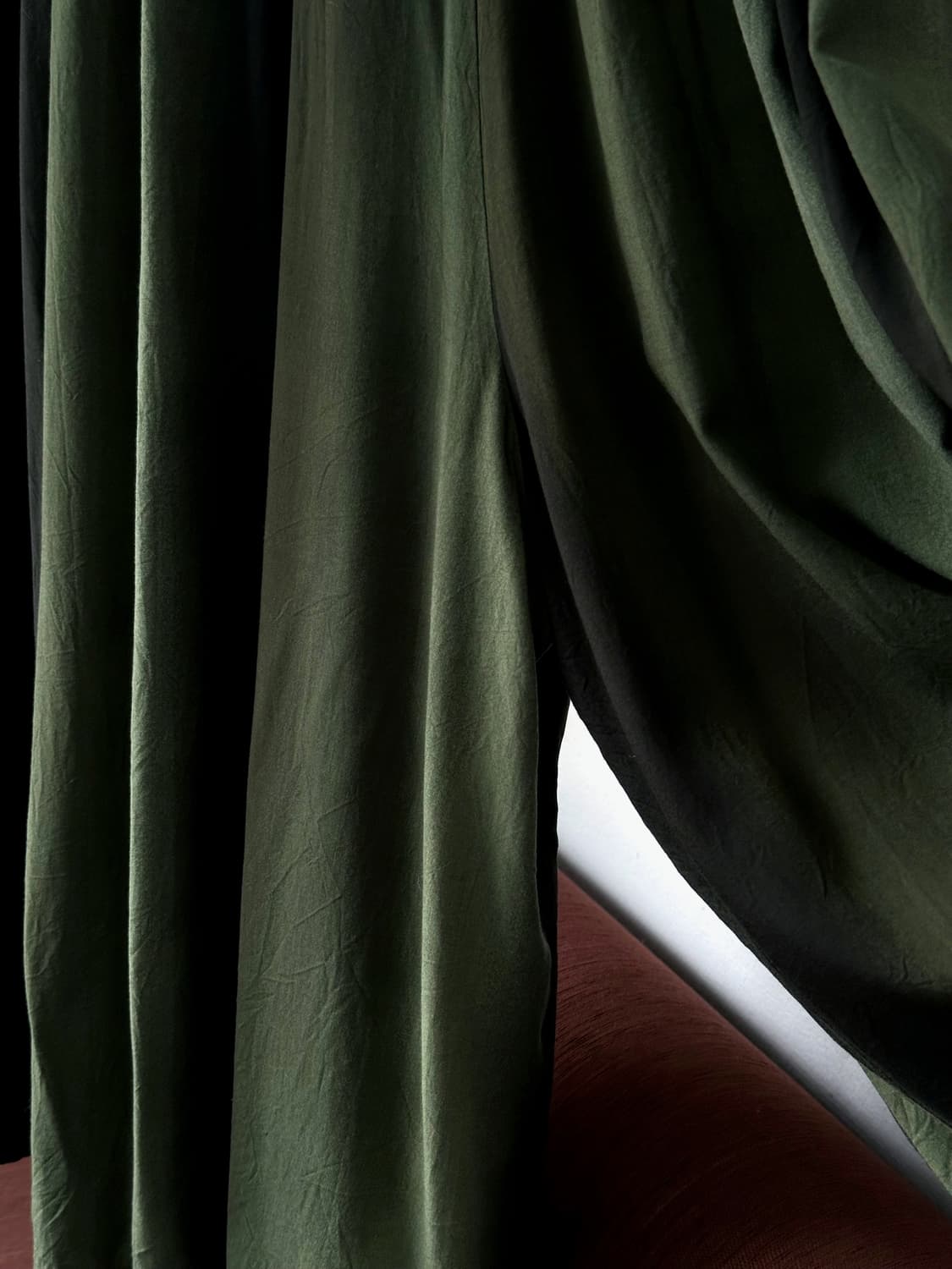 Banded 3/4 pleats rayon gaucho pants 상품이미지4