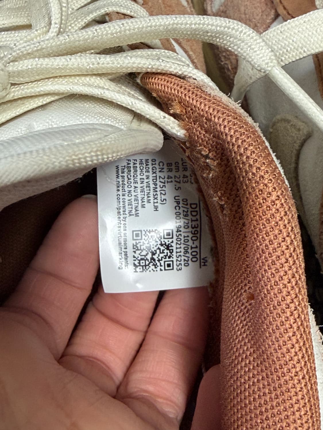 나이키 덩크로우프리미엄 미디움커리 275
 상품이미지2