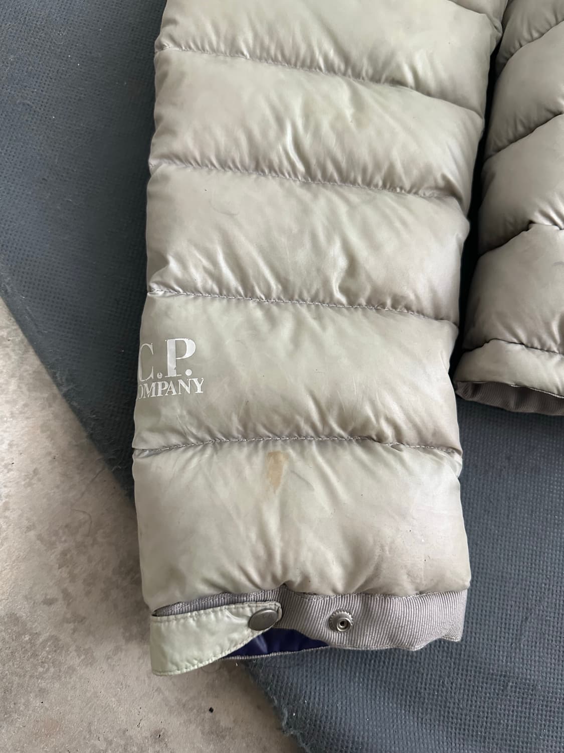 씨피컴퍼니 고글 패딩 자켓 95 (90가능) 정품 상품이미지4
