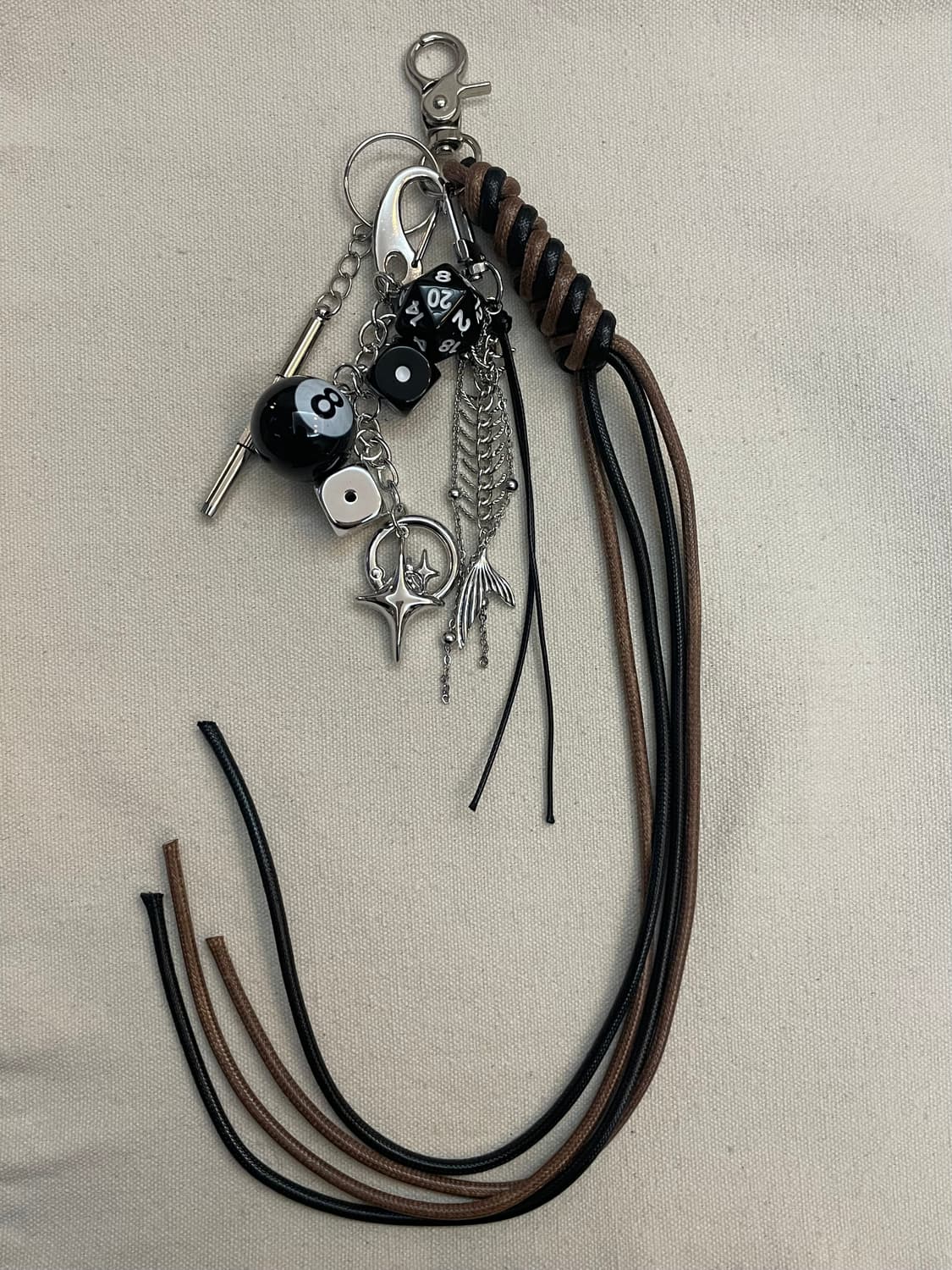 토곰아비 더블 레더 주사위 키링 상품이미지3