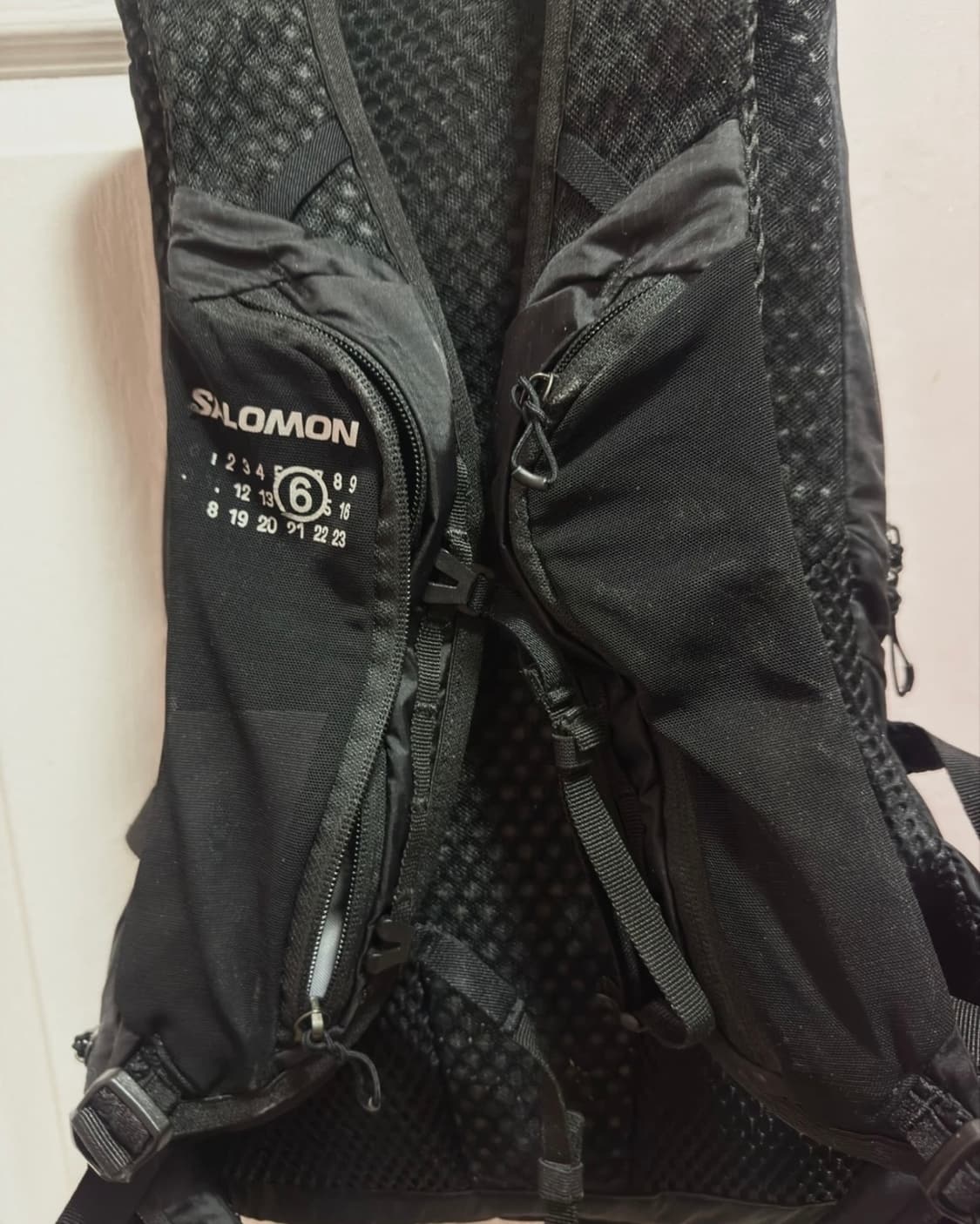 살로몬X메종마르지엘라 XT 15 백팩 급처 (상태좋음) 상품이미지3