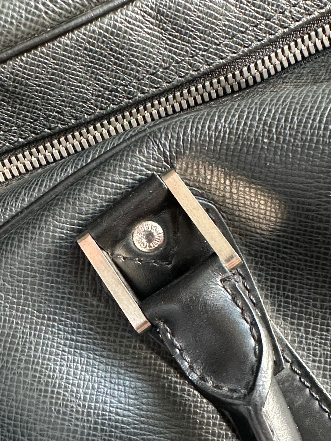 Louis Vuitton Utah Leather Keepall 55  상품이미지3