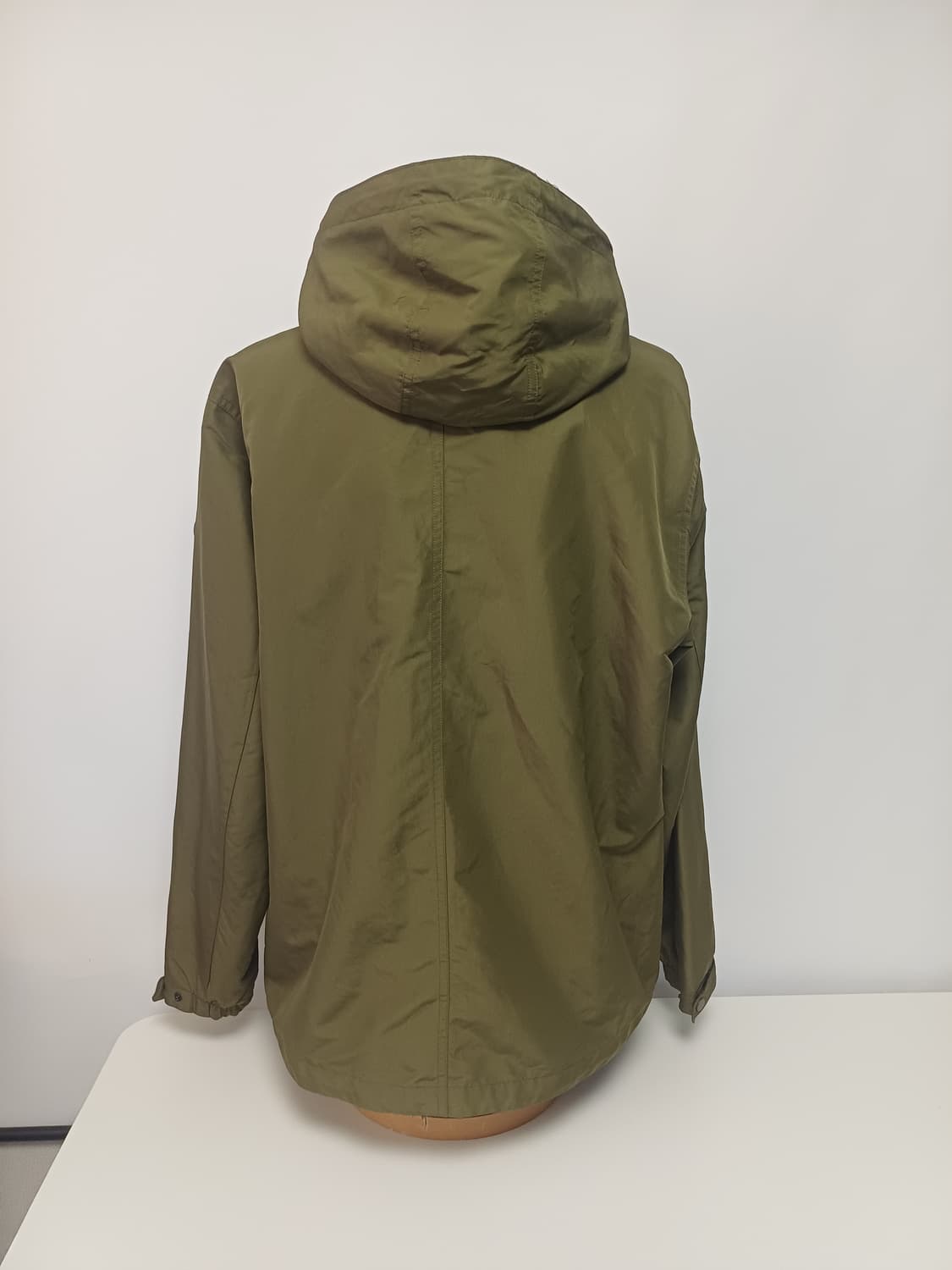 [급매/S급] 빈폴스포츠 정품 후드 바람막이 카키 (110/2XL) 상품이미지3