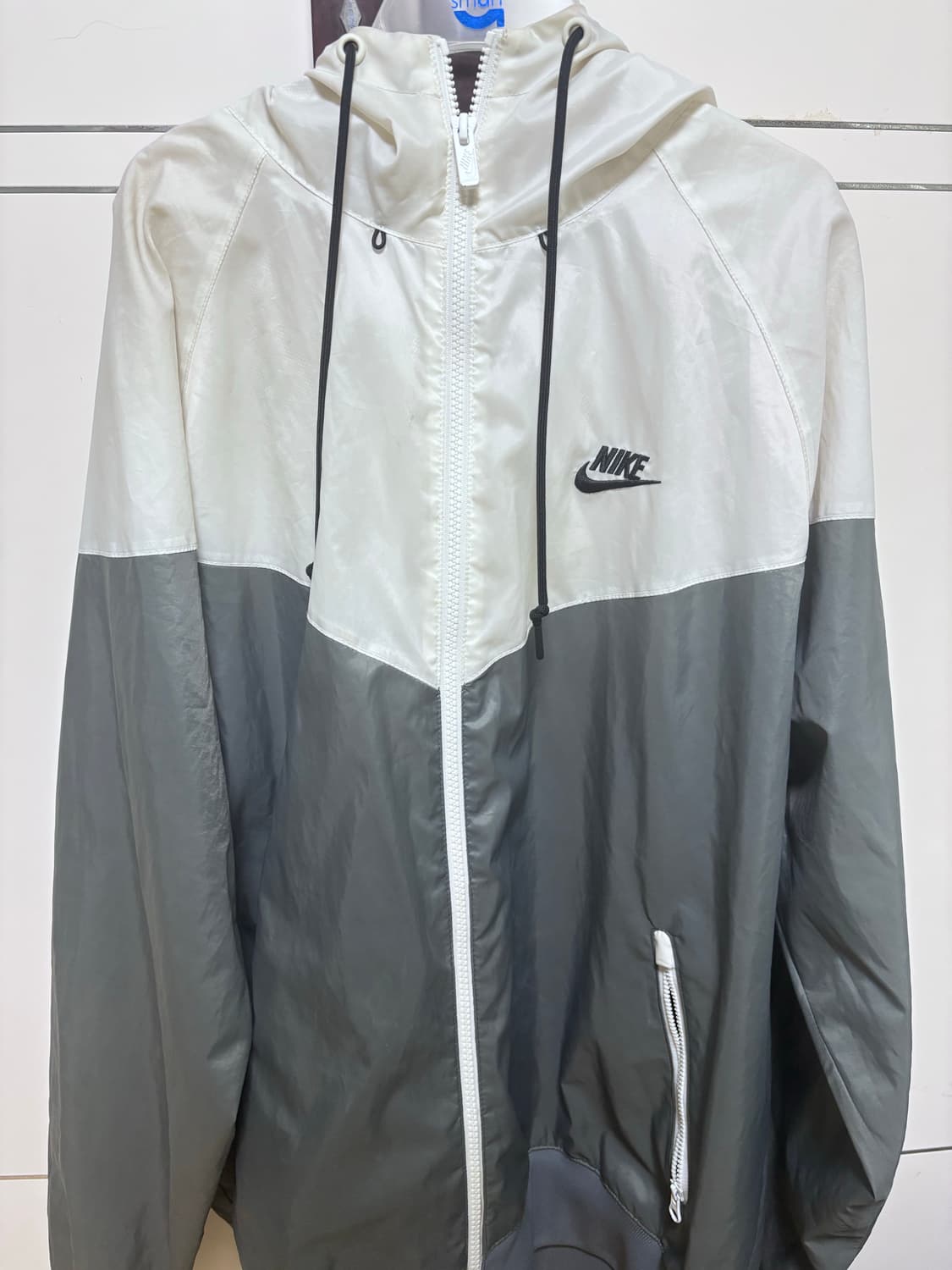 나이키 윈드러너 바람막이 입니다 상품이미지1