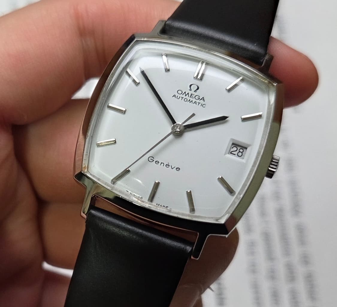 빈티지 오메가 제네브 정사각탱크 화이트 싱글데이트 오토매틱 
 상품이미지3