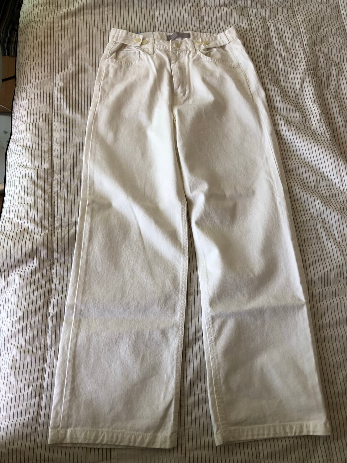 로웨어 사이드 버튼 맥시 코튼 팬츠 (white) 상품이미지2