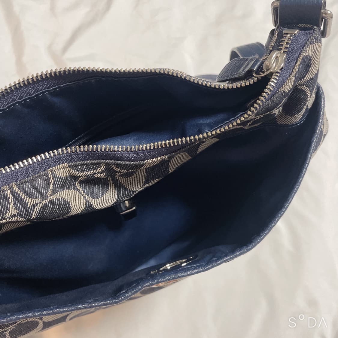 코치 시그니처 네이비 숄더백 크로스백 상품이미지7