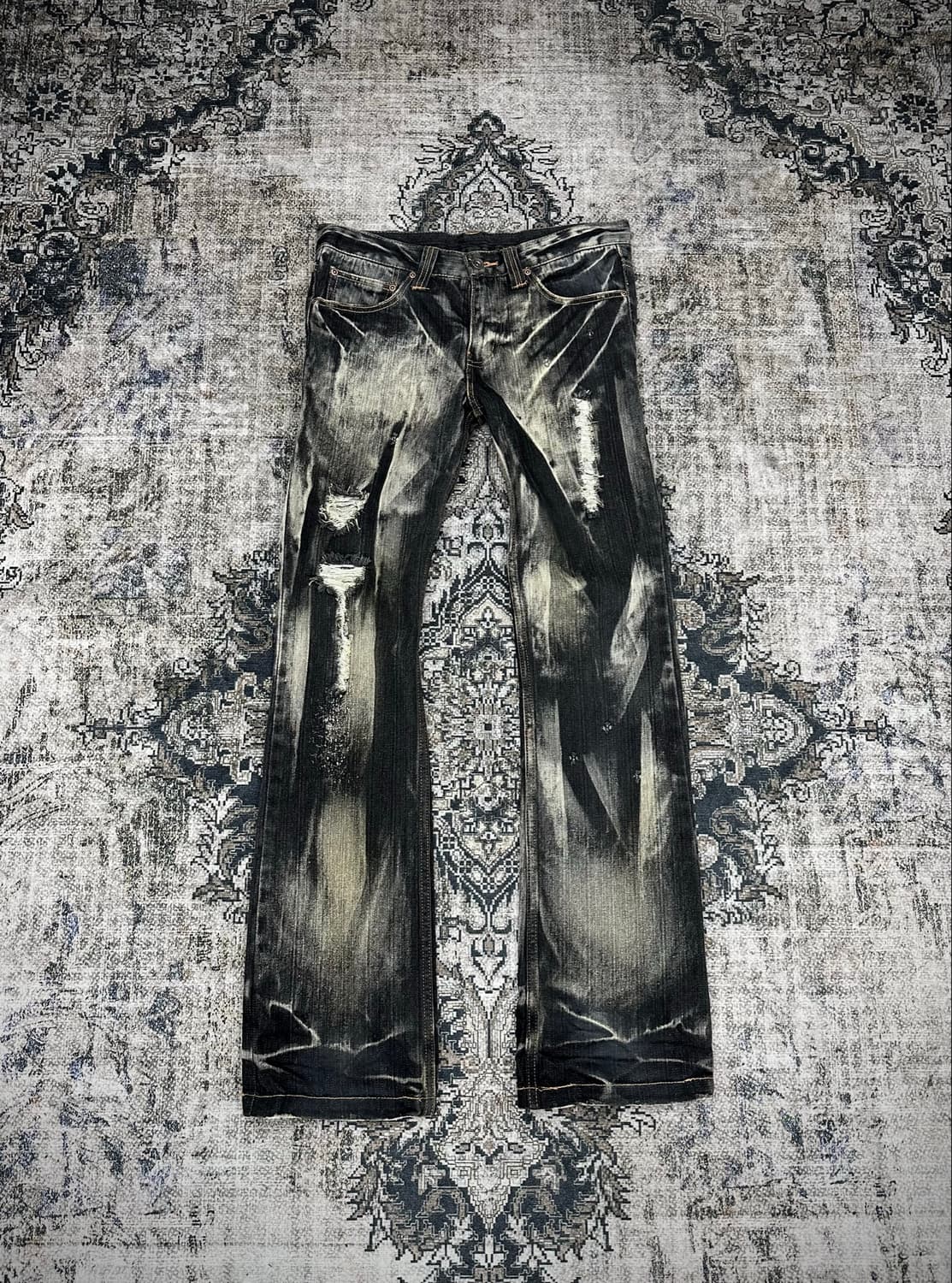 Crack washing bootscut jeans 상품이미지1
