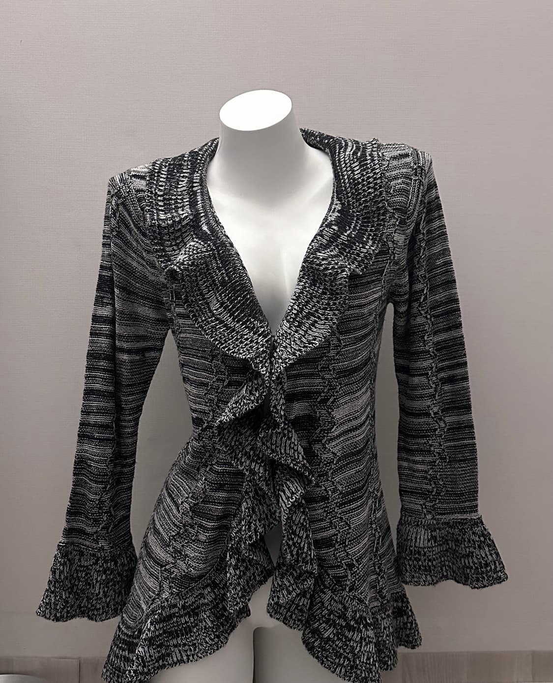 빈티지 프릴 러플 차콜 가디건 상품이미지1