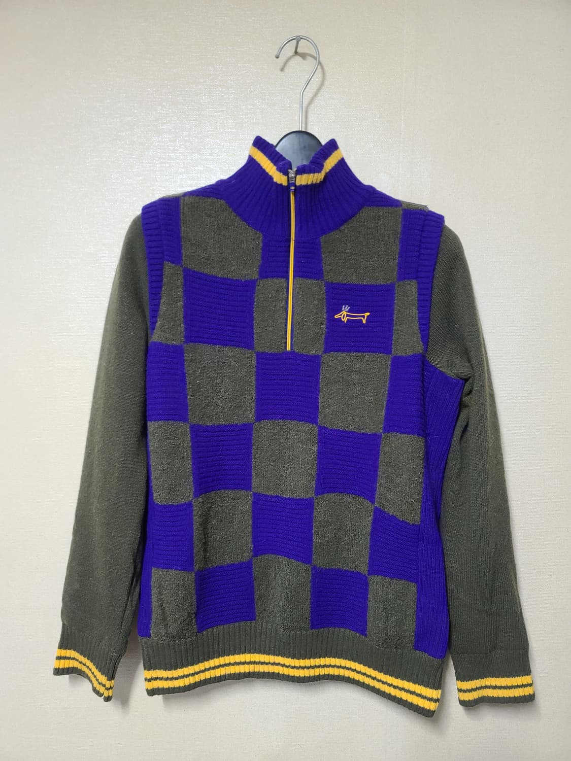 루이까스텔 방풍 반집업니트 상품이미지1