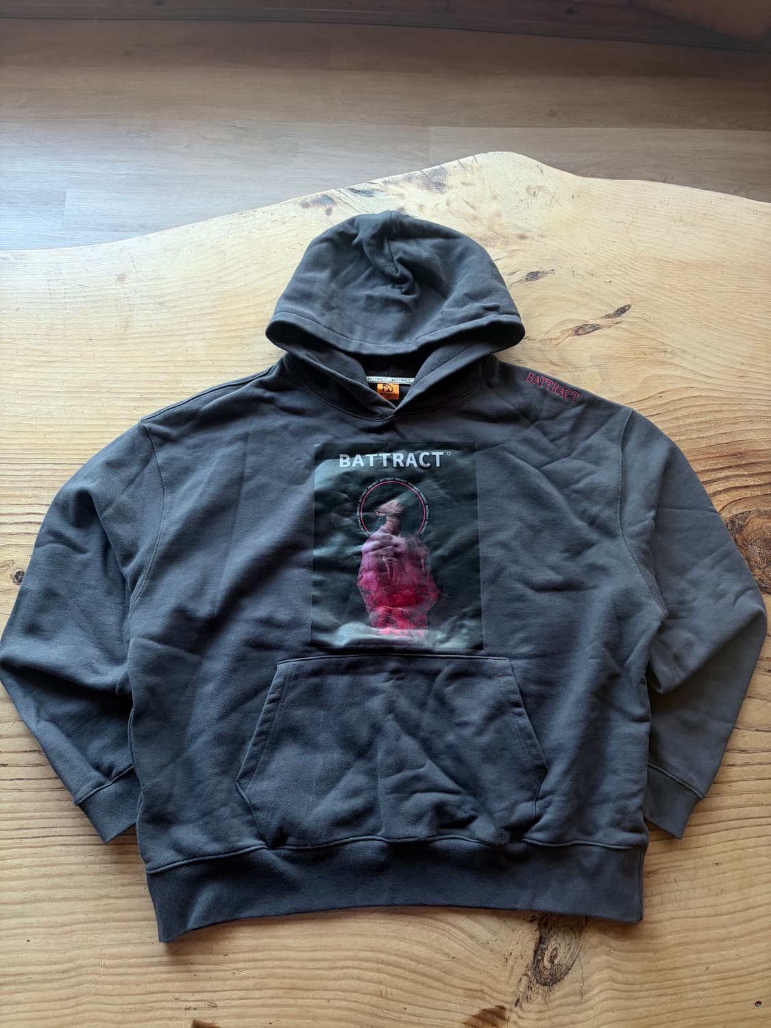 배트랙트 차콜 후드티 상품이미지1
