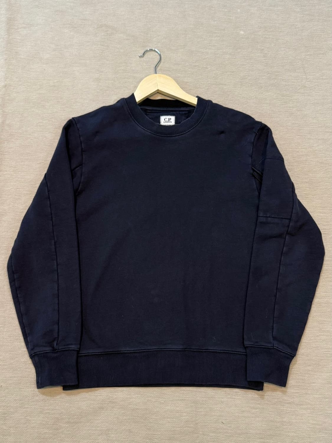 CP COMPANY 고글 맨투맨 상품이미지1