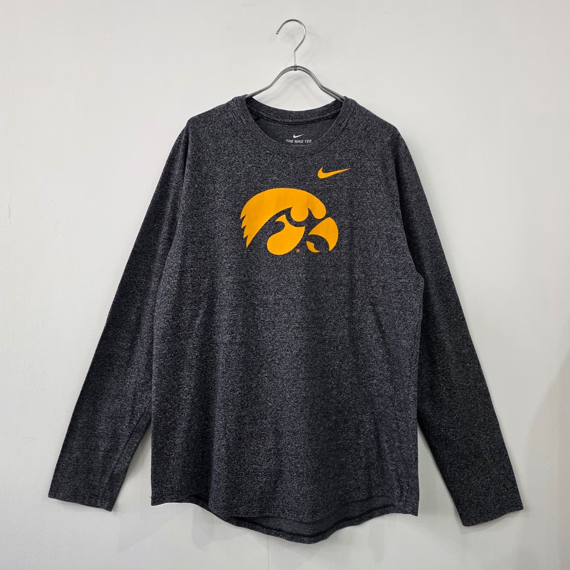나이키 아이오와 호크아이즈 래글런 긴팔티셔츠(캐나다) 상품이미지1