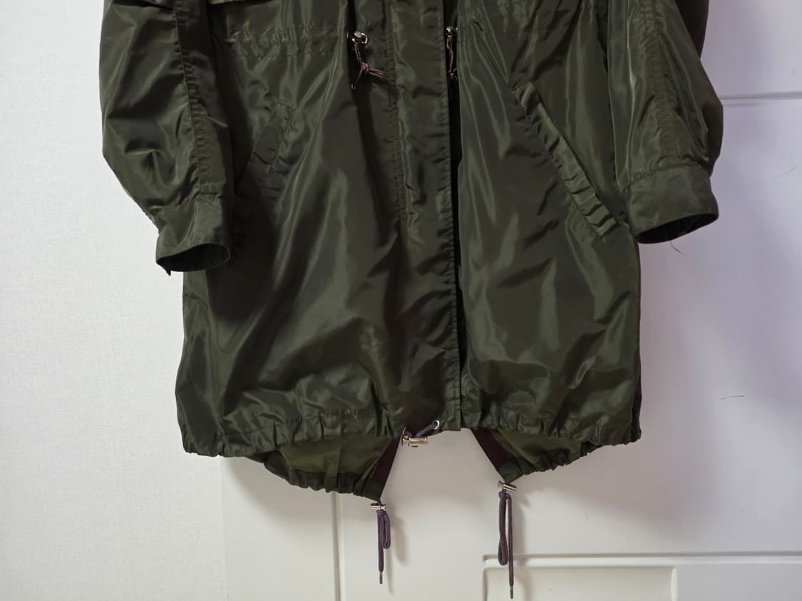 몽클레르 카키색 바막 웨트 후드 롱자켓 여성 2
 상품이미지4