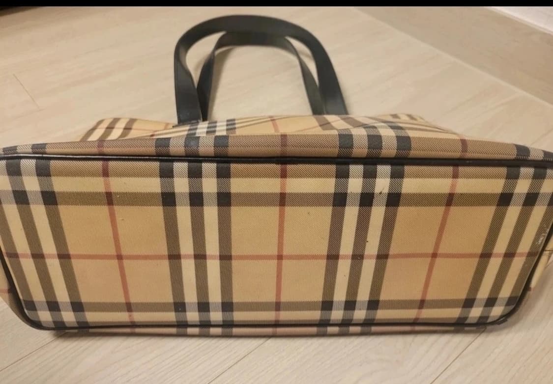 버버리 토트백 상품이미지3