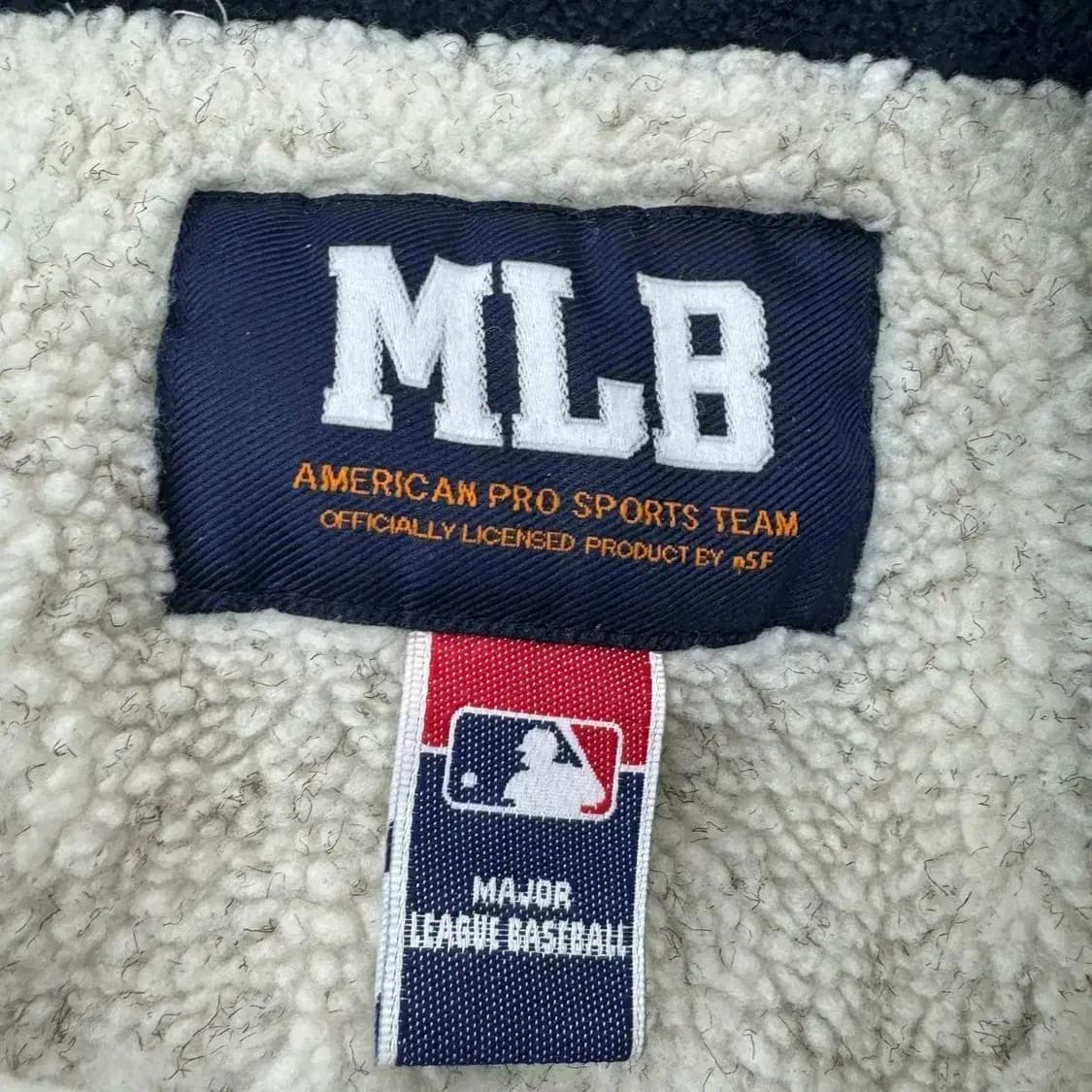 100(XL) MLB 뉴욕 양키스 올드스쿨 양털 자켓  상품이미지8