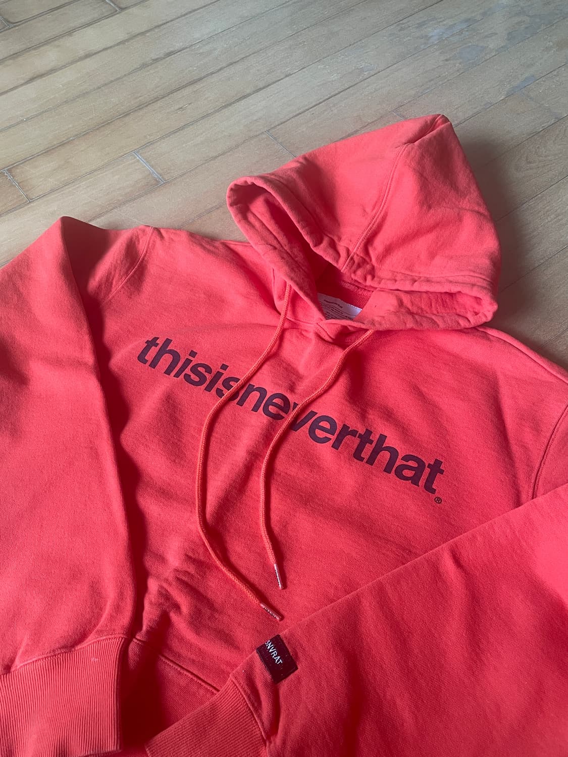 디스이즈네버댓 오렌지 후드티 상품이미지1