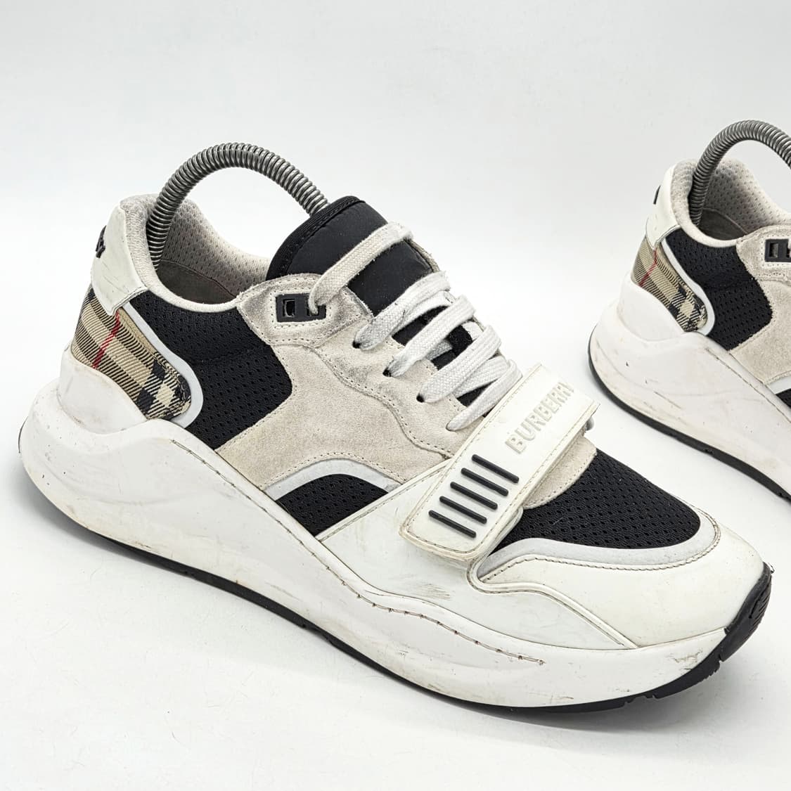 버버리 메쉬 스웨이드 빈티지 체크 코튼 스니커즈 (42 1/2) 상품이미지5