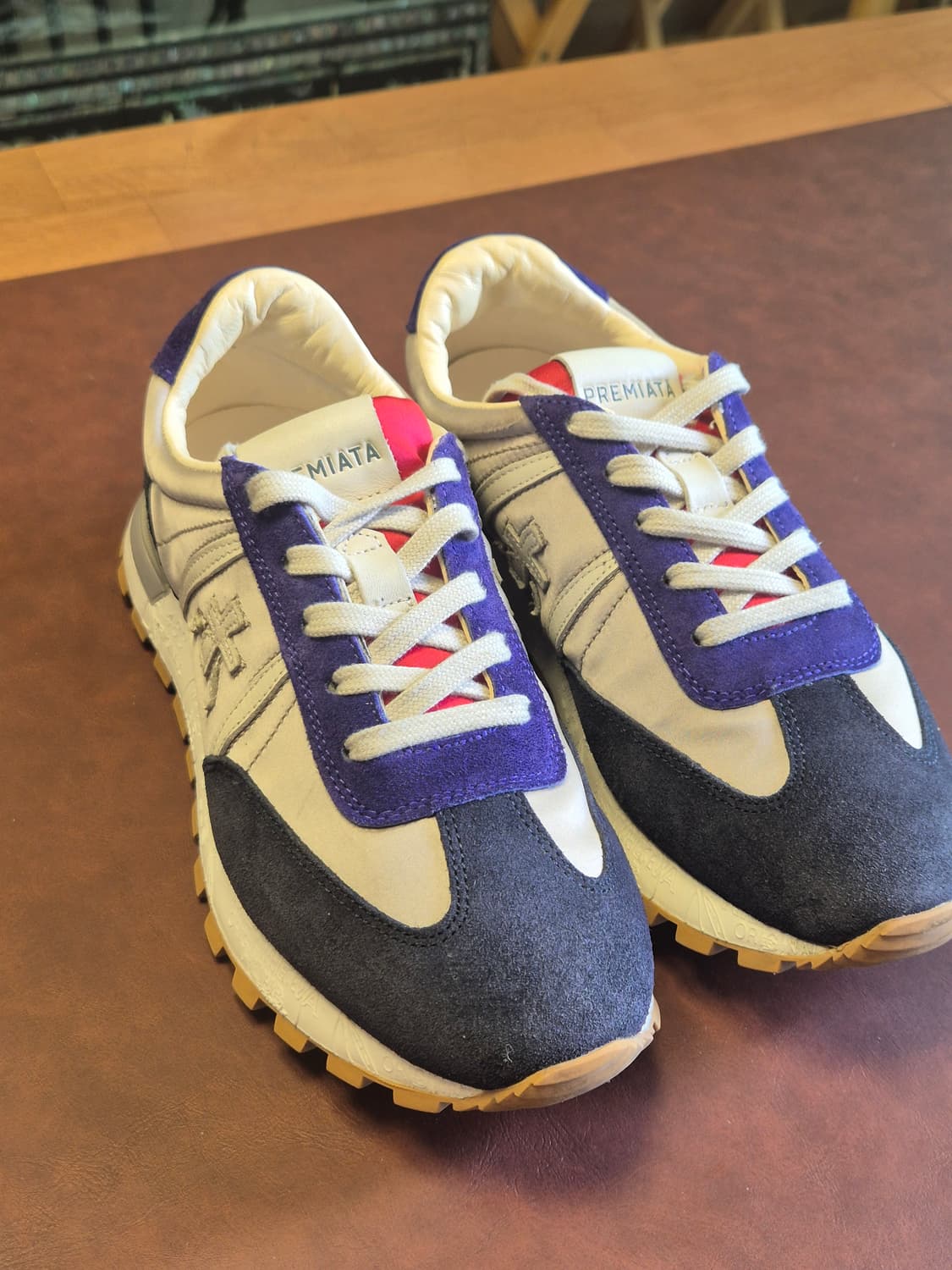 실착용3회 프리미아타   230-235(36) 스니커즈 상품이미지8