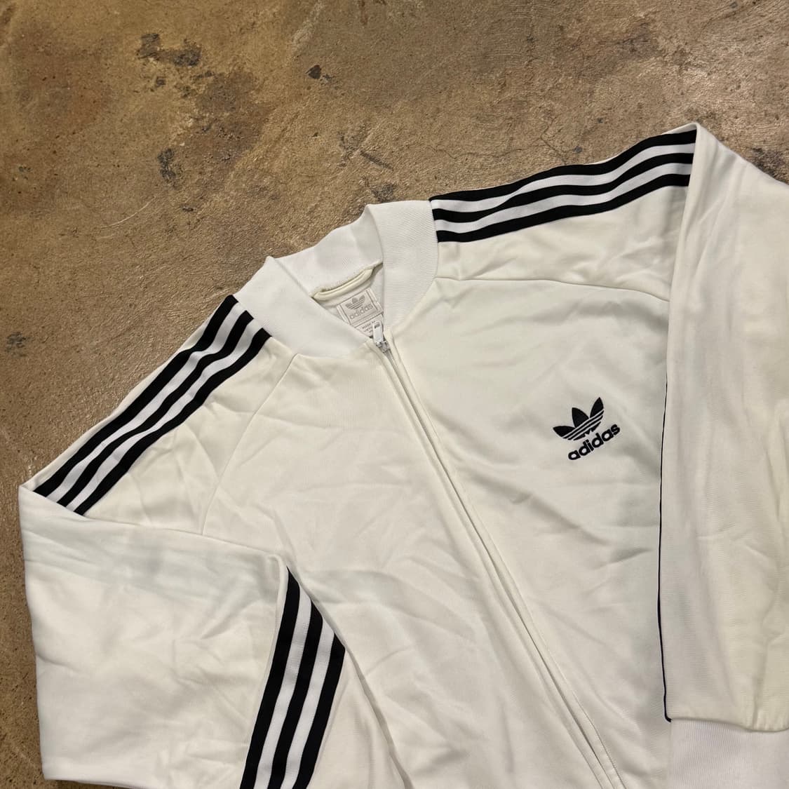 아디다스 화이트 블랙 흰검 파이어버드 져지 상품이미지1