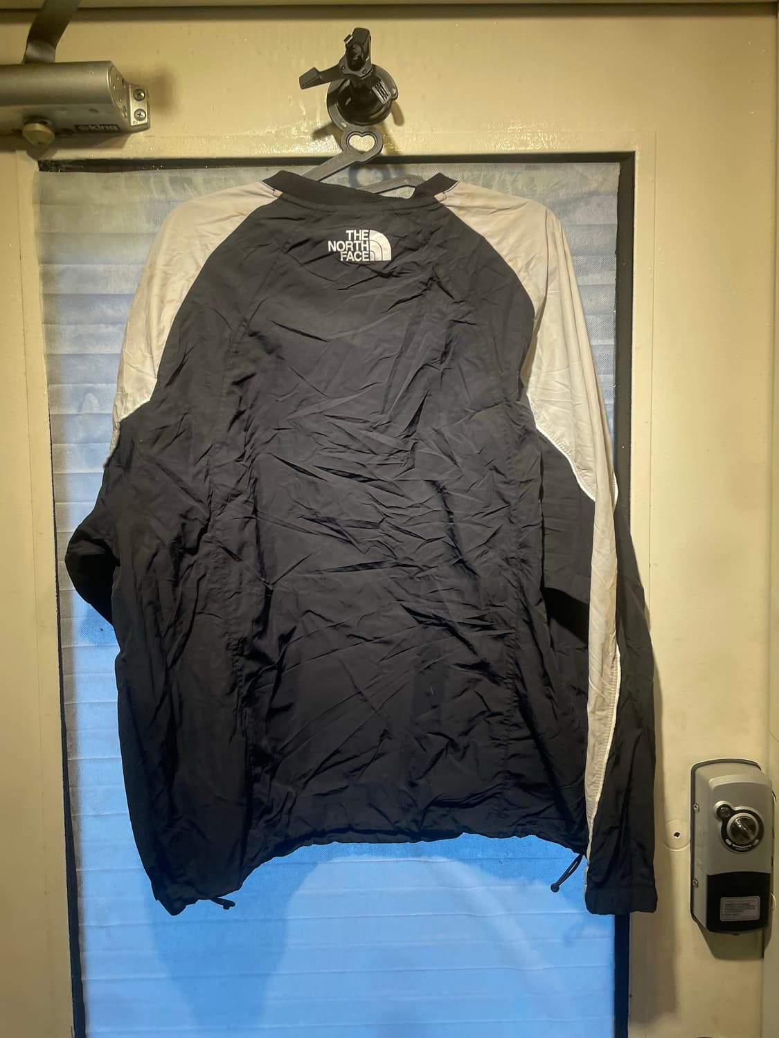 노스페이스 바람막이맨투맨 s90 상품이미지4