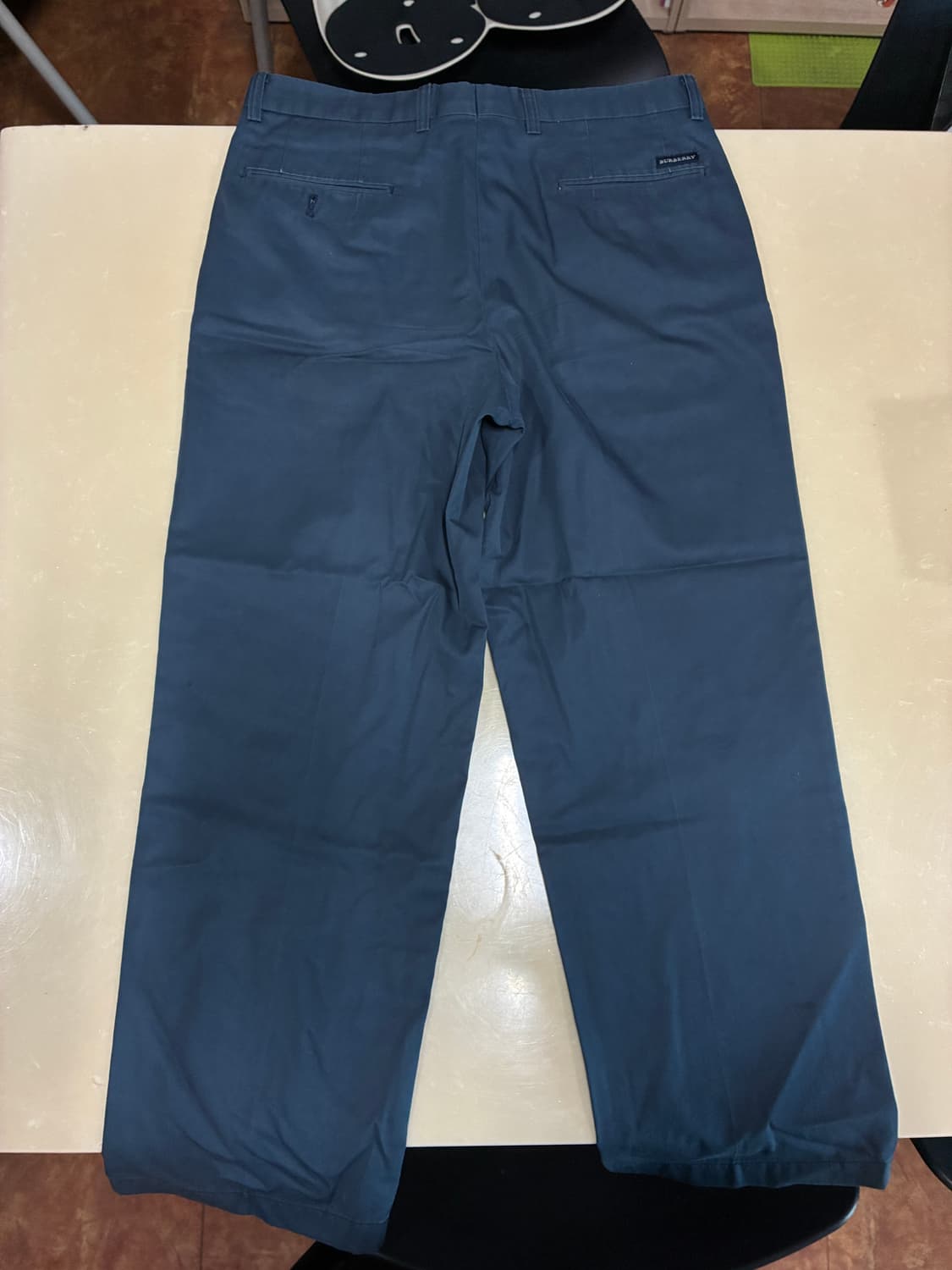 33) 버버리 치노팬츠 네이비 상품이미지2